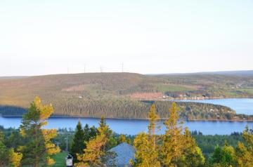 Fotomontage över projekt Spjutåsberget. Vy från Vårdkasberget i Härnösand.